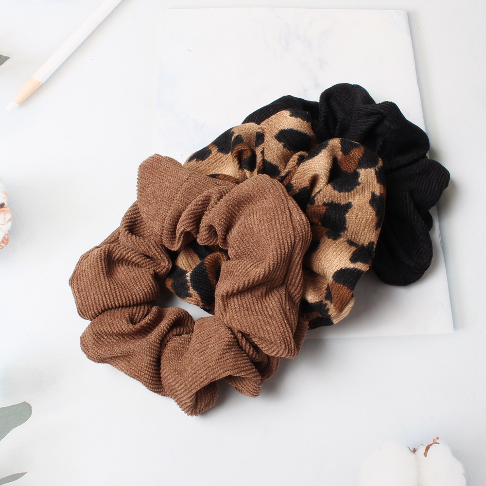 Hair Tie Velvet - Резинка для волос с леопардовым принтом,