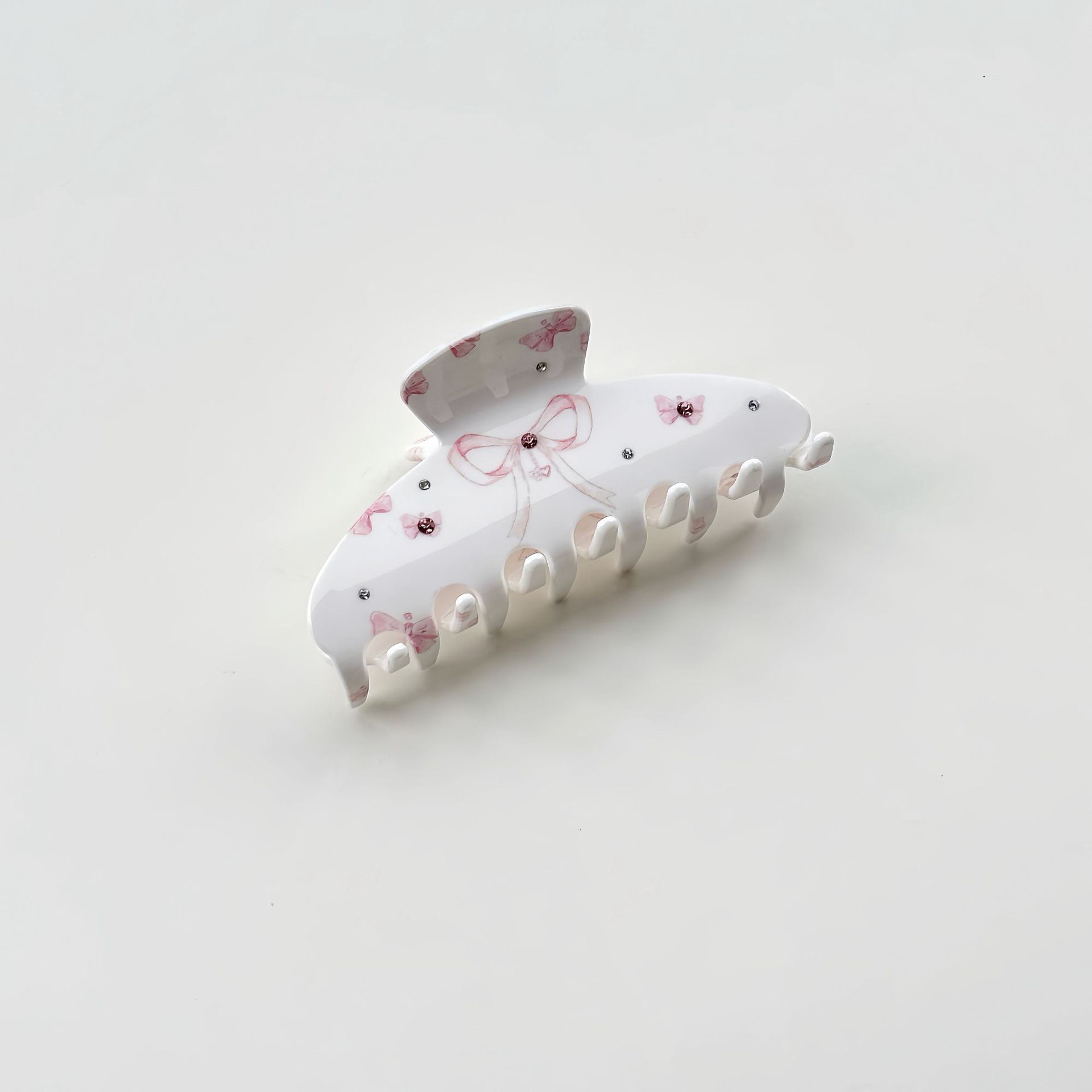 Новый креативный дизайн, закол – обзор и цена Women Accessories Shop Design